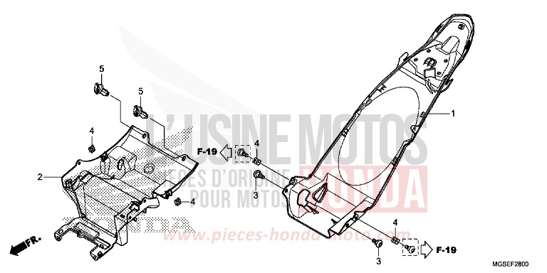 GARDE-BOUE ARRIERE de NC700S DCT PEARL SUNBEAM WHITE (NHA66) 2012